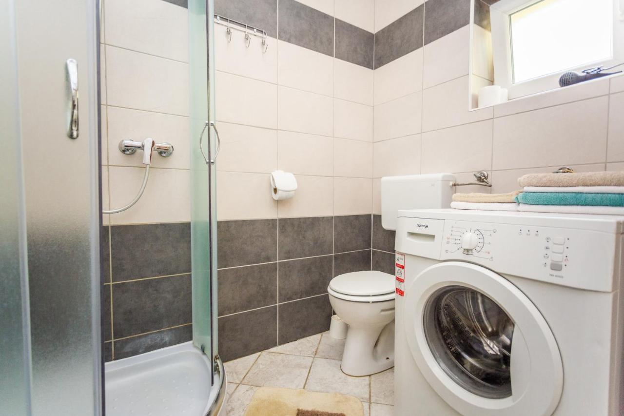 Apartmani Cerovecki クラピナ エクステリア 写真