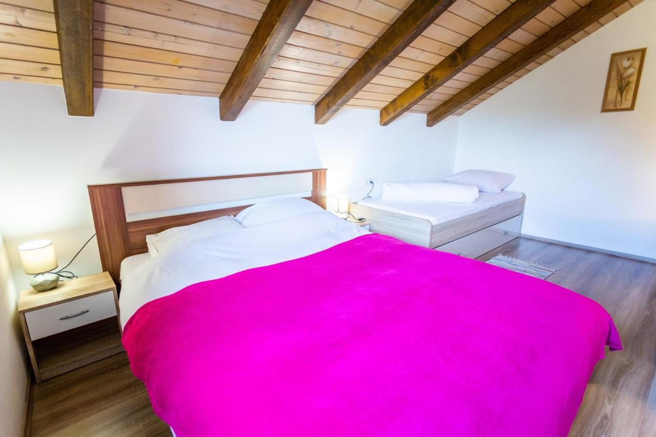 Apartmani Cerovecki クラピナ エクステリア 写真