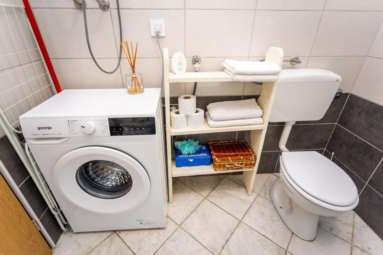 Apartmani Cerovecki クラピナ エクステリア 写真